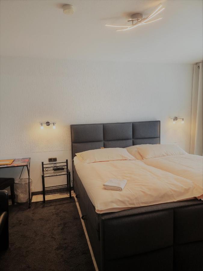 Hotel Kurhaus Uhlenberg บัดมึนสเตอร์ไอเฟิล ภายนอก รูปภาพ