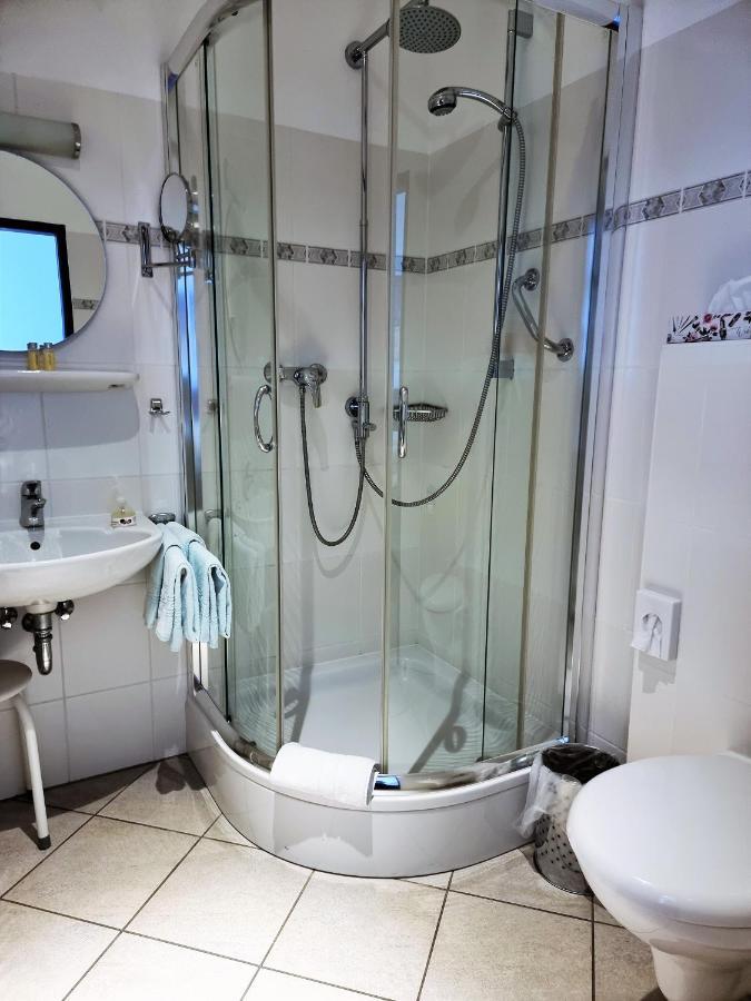 Hotel Kurhaus Uhlenberg บัดมึนสเตอร์ไอเฟิล ภายนอก รูปภาพ