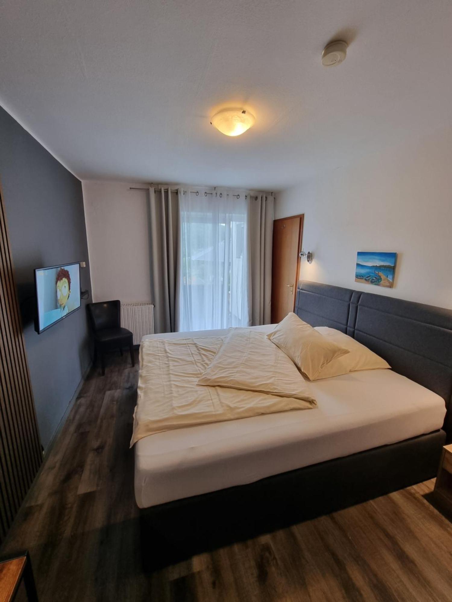 Hotel Kurhaus Uhlenberg บัดมึนสเตอร์ไอเฟิล ภายนอก รูปภาพ