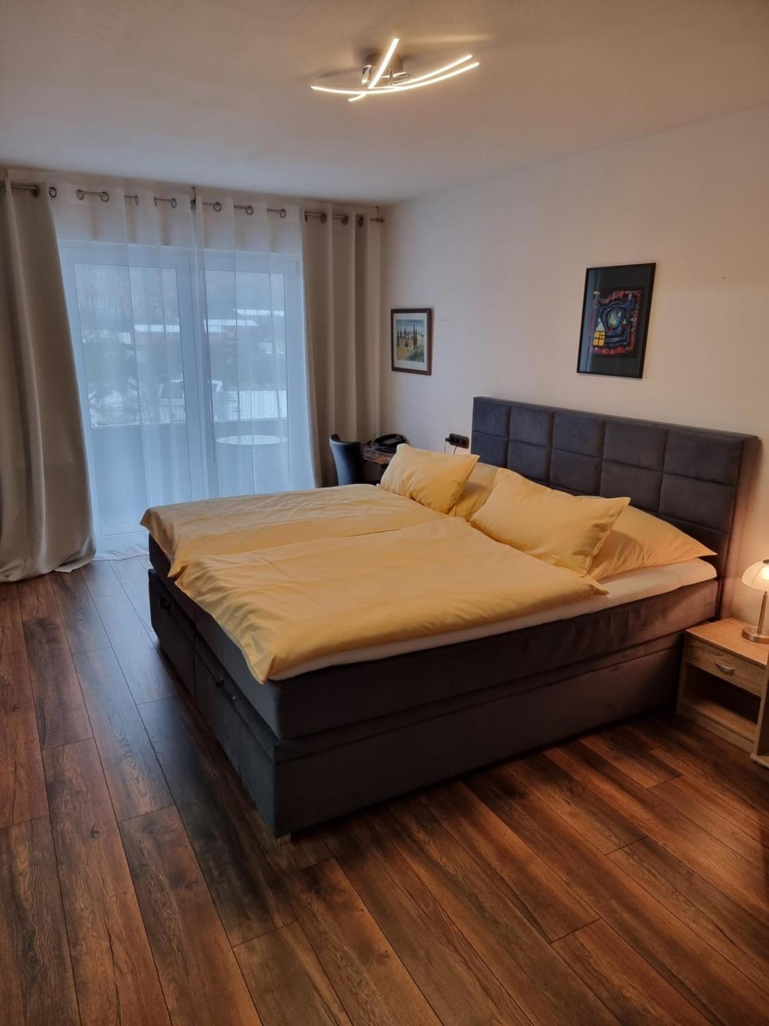 Hotel Kurhaus Uhlenberg บัดมึนสเตอร์ไอเฟิล ภายนอก รูปภาพ